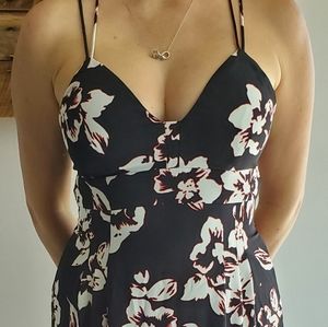 Strappy babydoll Mini Express dress